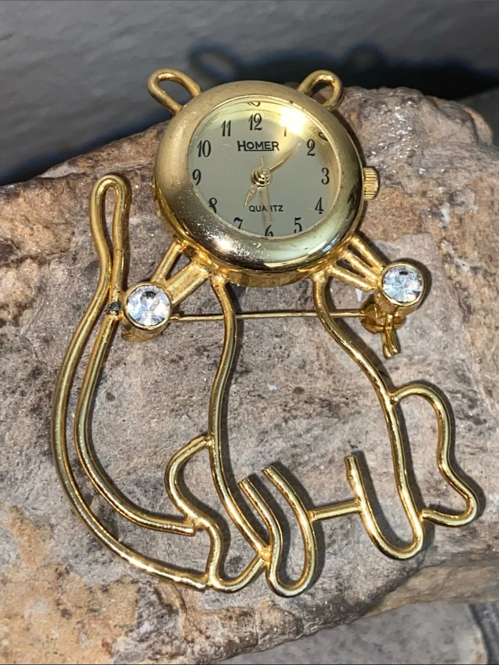 VTG 80s Homer Gold Tone Cat Brooch Watch with Crystal Accents
